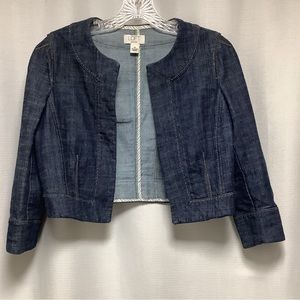 Loft 4P cropped denim collarless no closure jacket.  Bracelet sleeves.